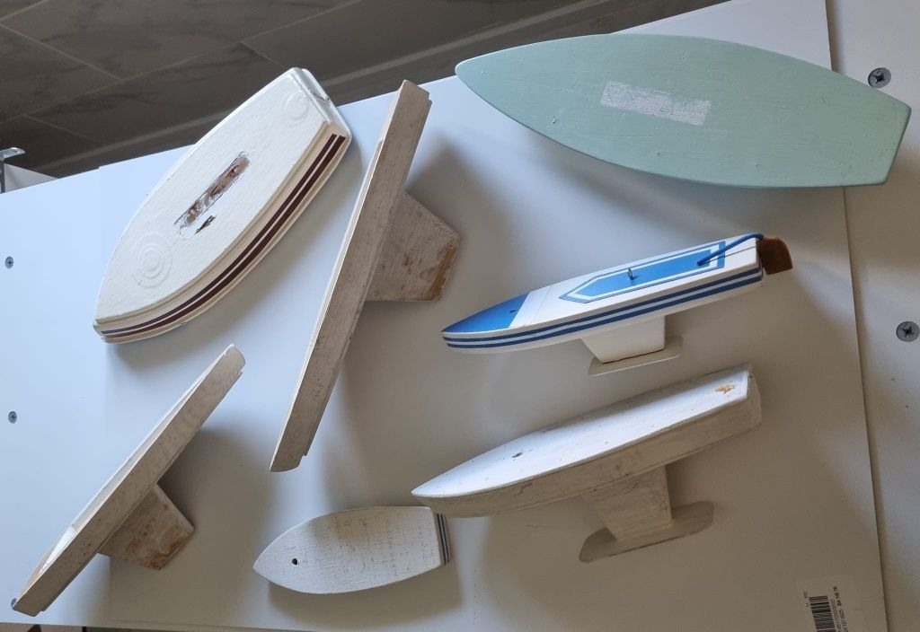 Lote de Barcos em Madeira para Restauro
