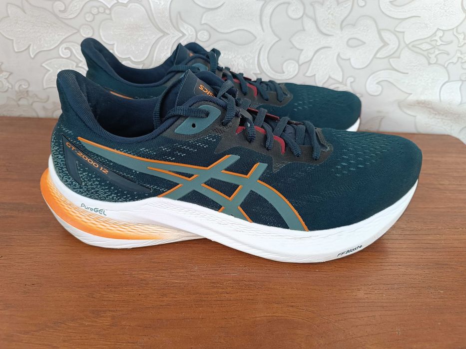Кроссовки беговые Asics GT 2000 12 размер 44 28 см Vietnam