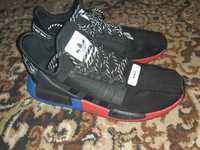 Adidas boost NMD R1 V2 BLACK FV9023