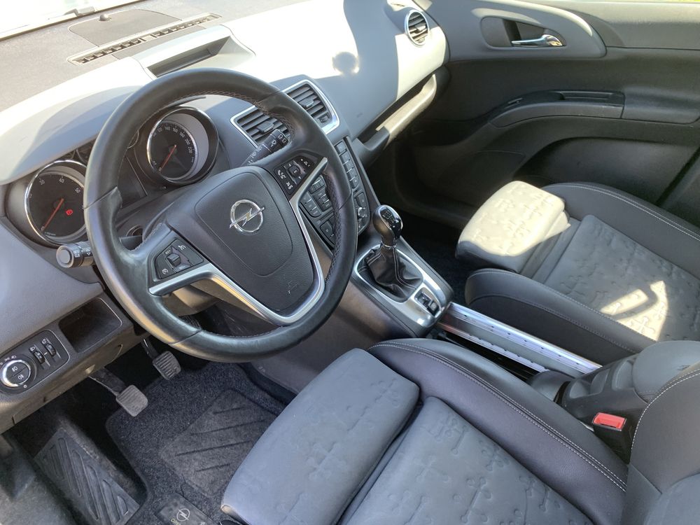 Opel Meriva B 1.7 110km cosmo czujniki parkowania alu hak nowe tarcze