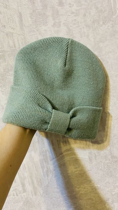 Шапка для дівчат фірмова, 50-52 см