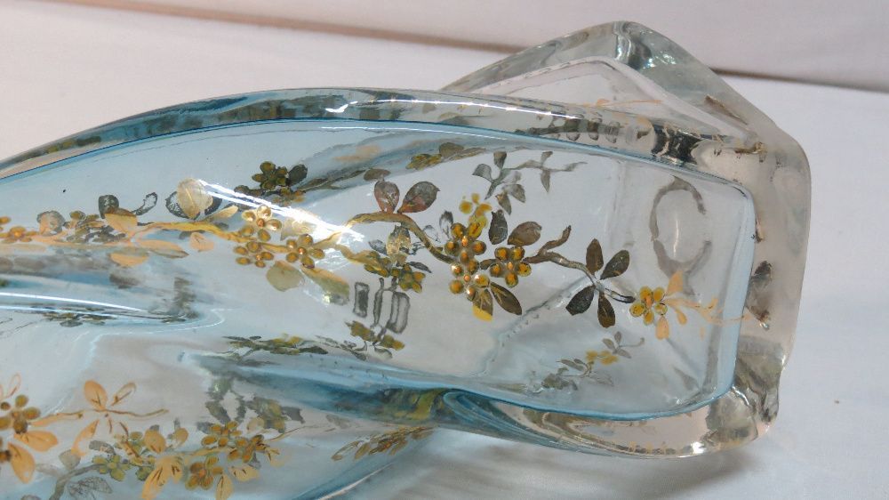 Jarra em vidro em tons de azul com esmaltes a dourado