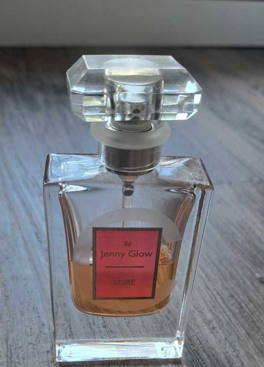 Perfumy Jenny Glow Lure la kobiet