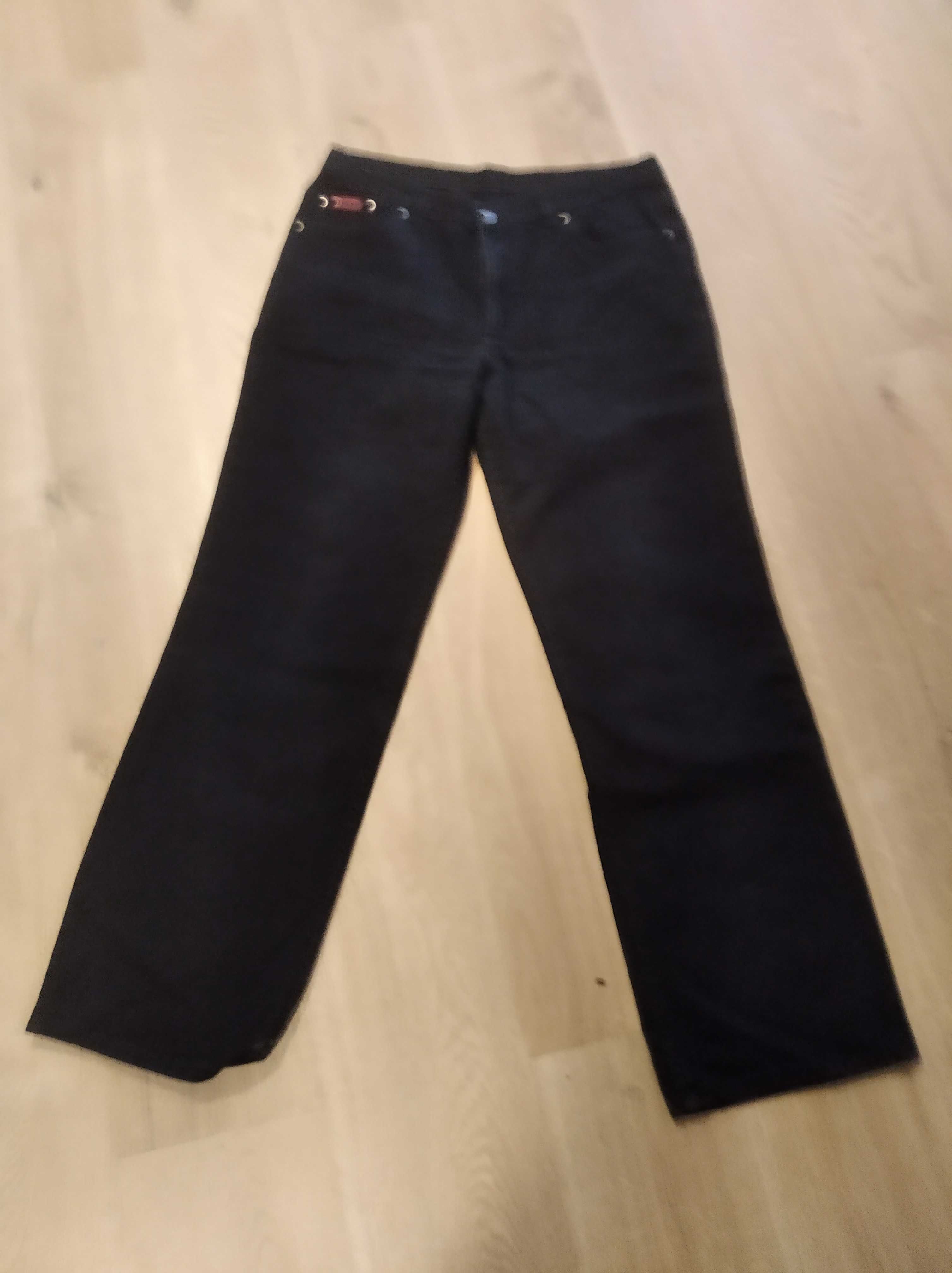 Spodnie damskie jeans