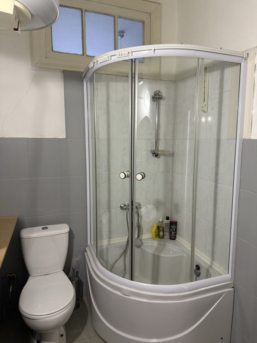 Хрещатик 21; Приміщення кабінетного типу 75 кв.м