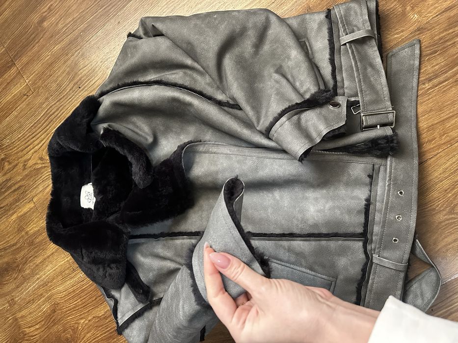 Дублянка зара 1000 грн, сіра також 1000, куртка 300 грн