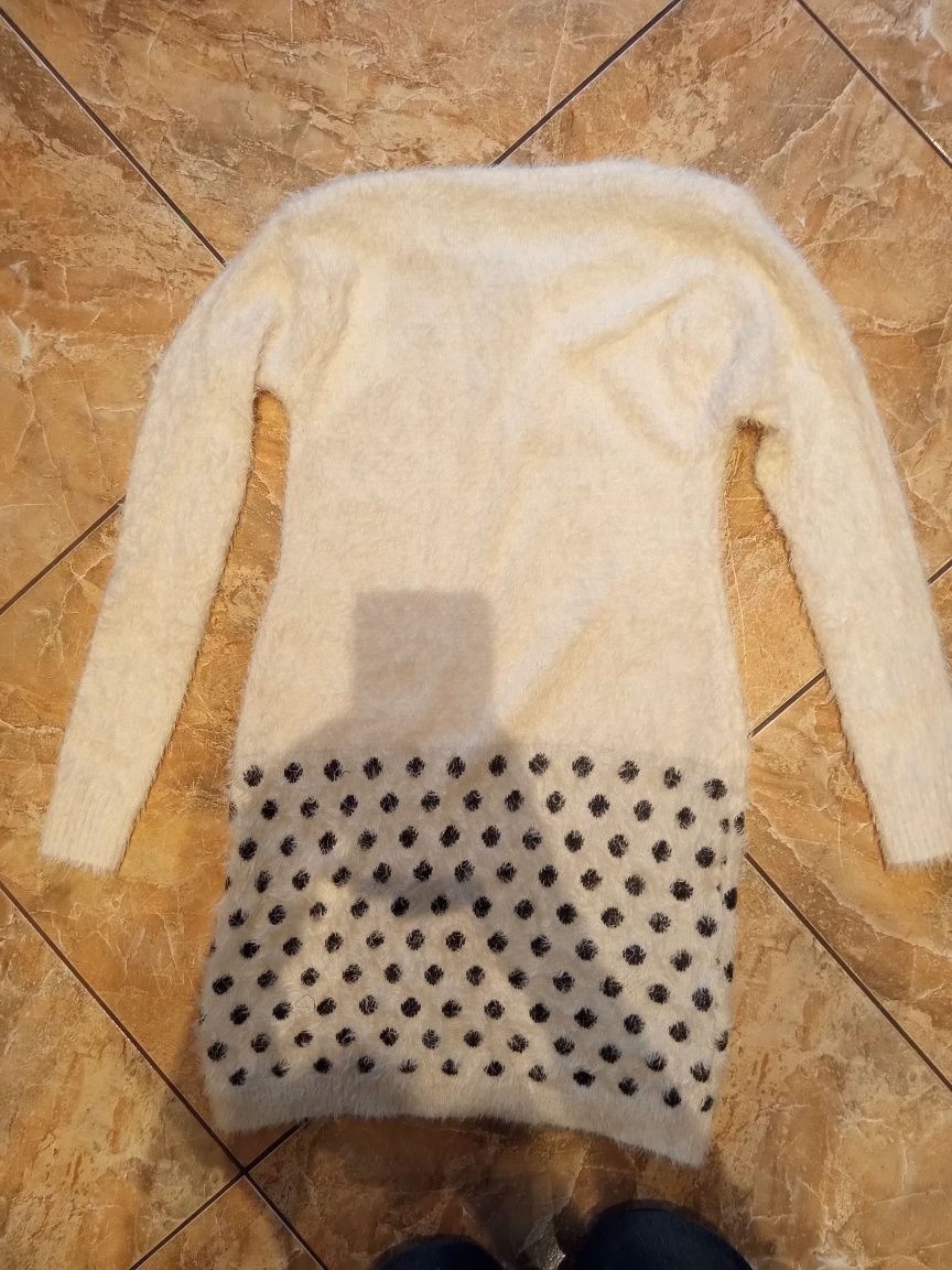 Wlochacz sweter XS/S dlugi kremowy czarne kropki tunika