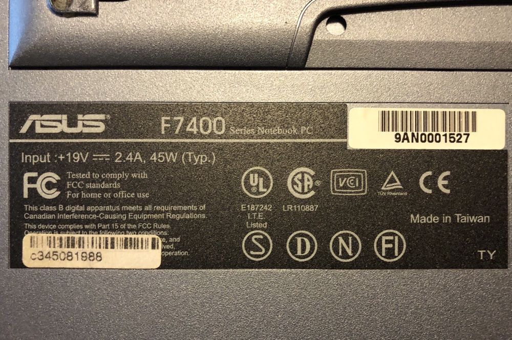 Computador Portátil ASUS F7400