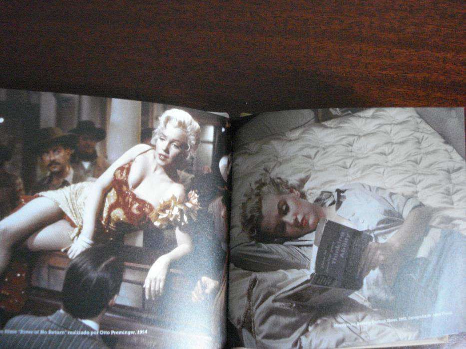 CD + Livro de Marilyn MONROE