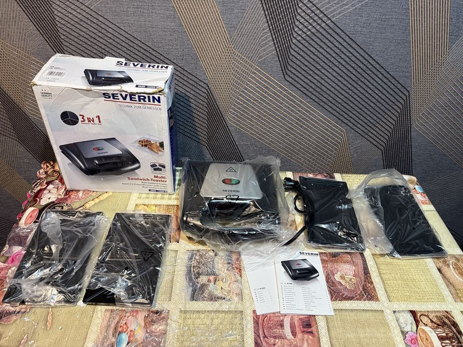 Бутербродниця- вафельниця Severin SA2968