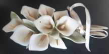 Delicado Bouquet em Porcelana Biscuit
