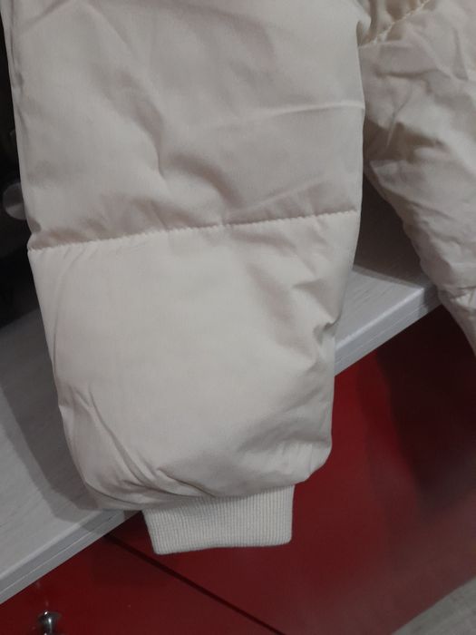 Куртка нова для дівчинки