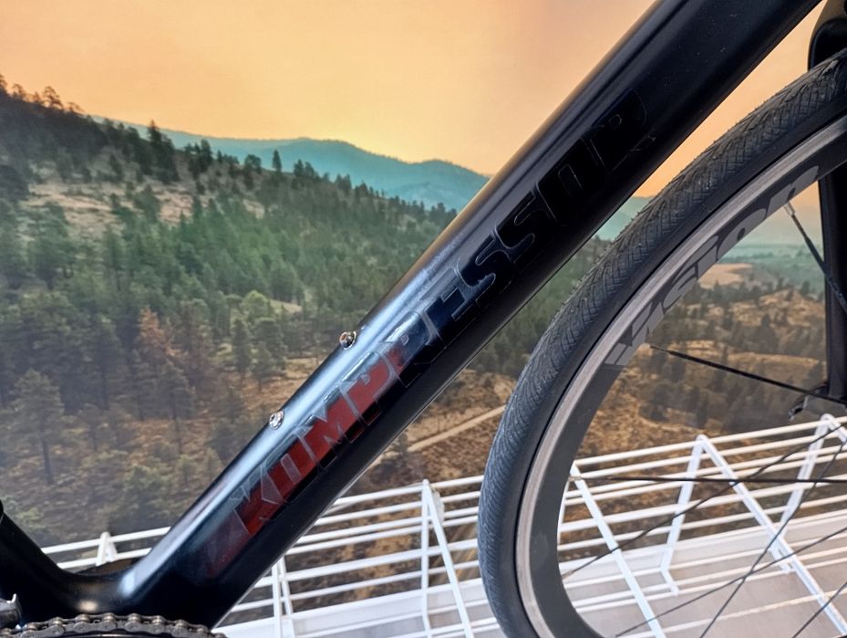 Bicicleta de estrada em carbono