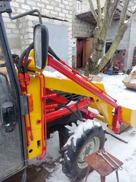 kubota GL-46 с фрезой и фронтальным погрузчиком