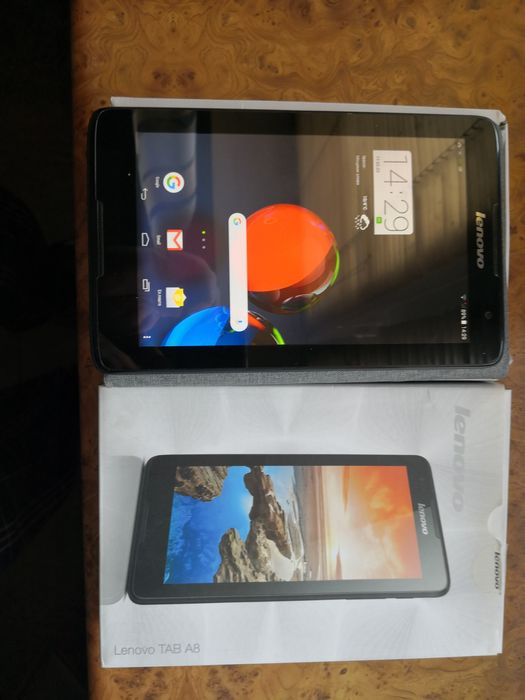 Планшет Lenovo A5500-H Tab A8 3G