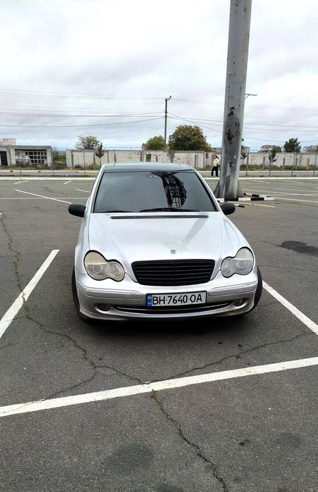 Мерседес  w203,2000год
