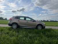 Volvo V40 Volvo V40 Cross Country