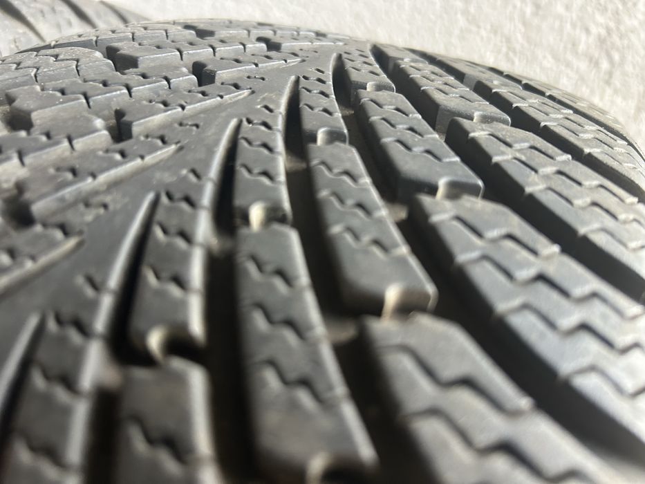 Opony zimowe 205/55R15 x 2 szt Fulda