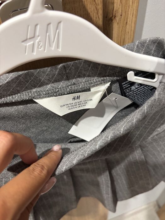 Plisowana spódniczka