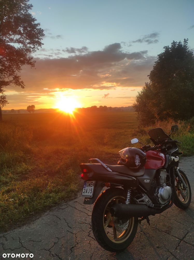 Motocykl Honda CB500