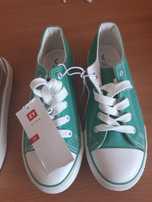 Tenis zippy NOVOS