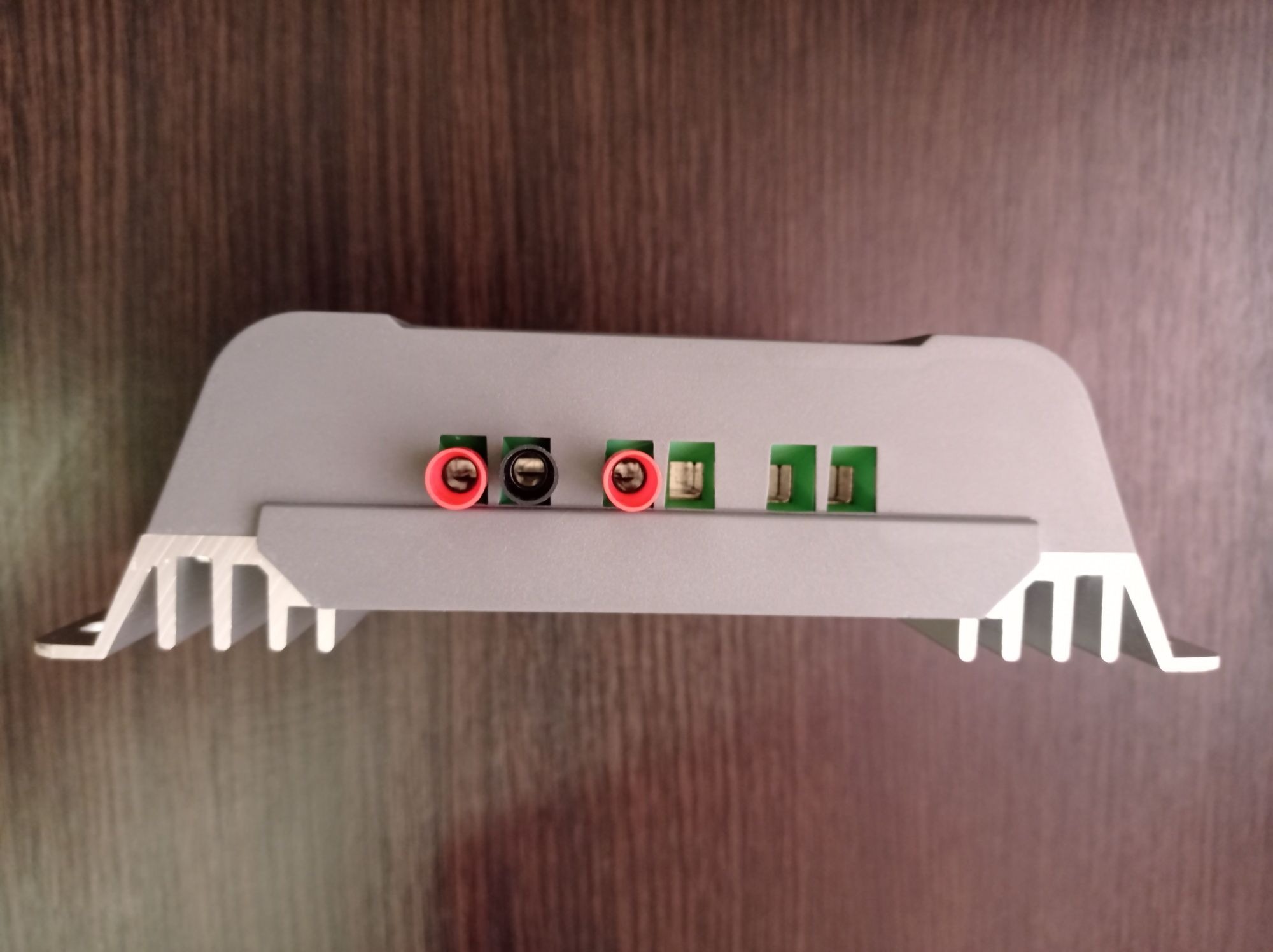 Контролер заряду ALTEK P-20А/24V-USB/LCD