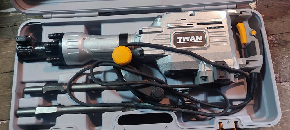 Відбійний молоток TITAN з Англії