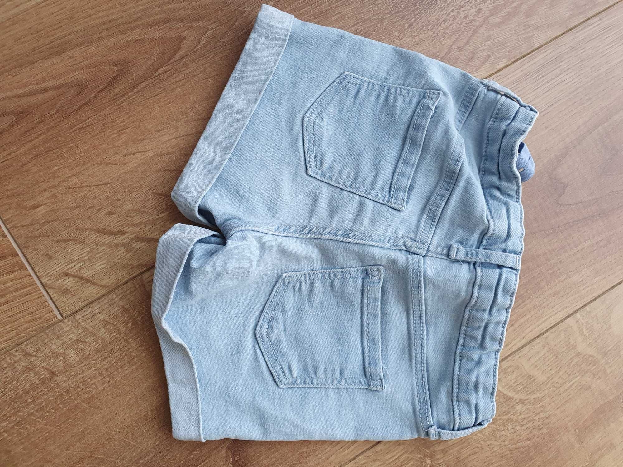 Krótkie spodenki jeansowe H&M Pepco rozmiar 104 i 116