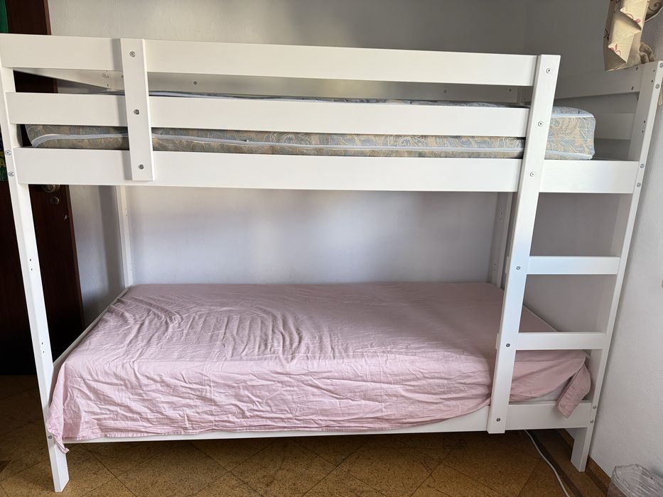 Troco beliche  branca,da  ikea nova por cama de solteiro