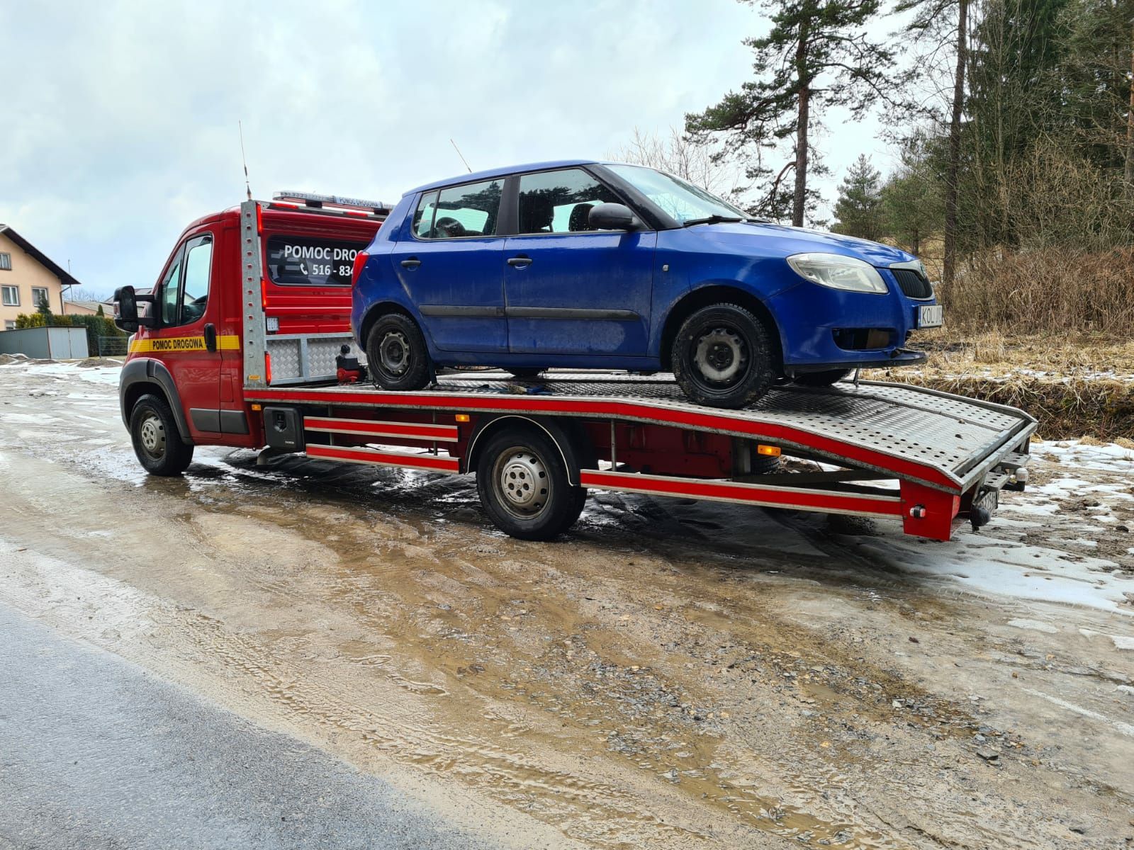 Pomoc Drogowa Żarnowiec Holowanie Laweta Transport Autolaweta TANIO