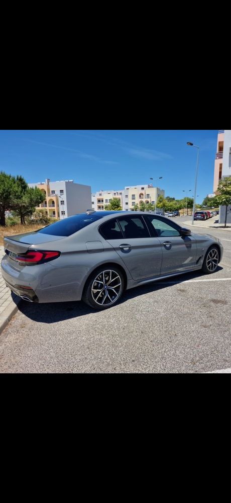 BMW 530e Pack M como novo