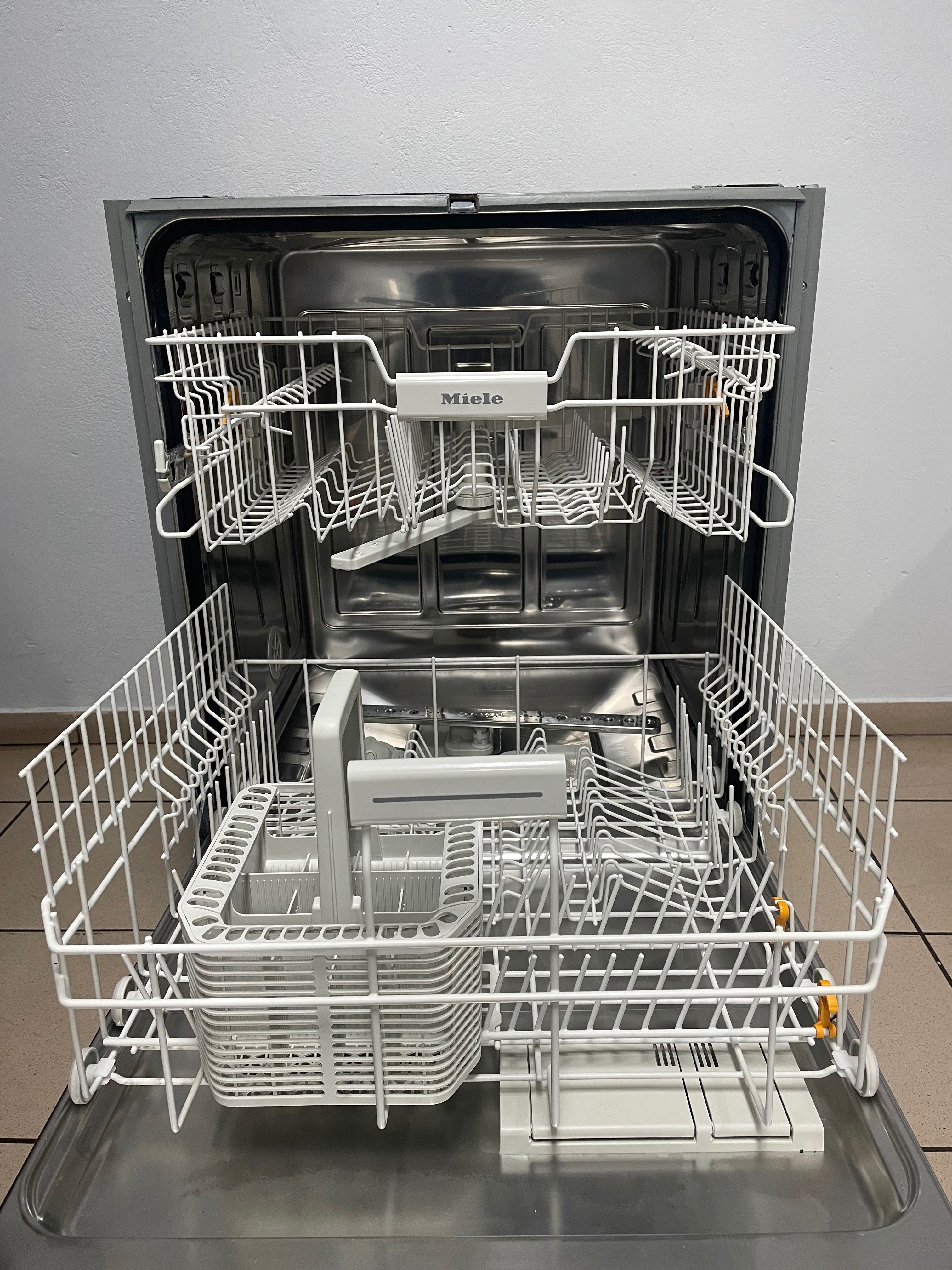 Zmywarka Miele do zabudowy G 4920i IN GW