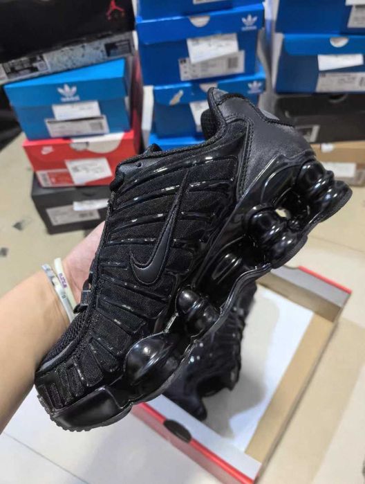 Buty sportowe Nike Shox TL Black R.43