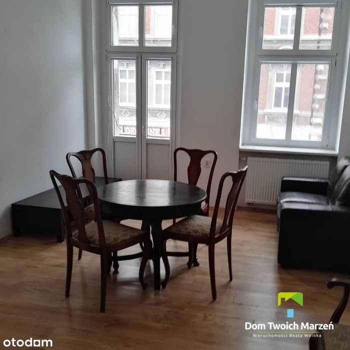 Mieszkanie o pow.115m2 ,pierwsze piętro ,balkon, Śródmieście.