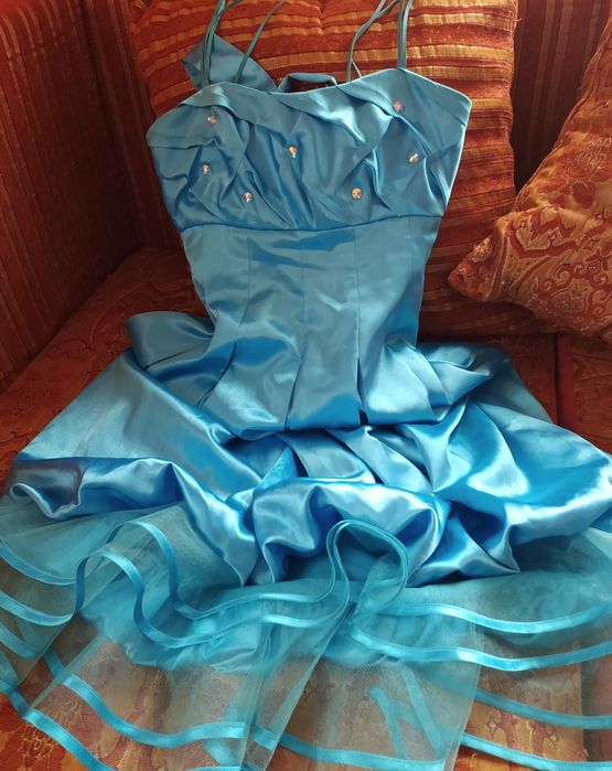 Нарядне красиве плаття