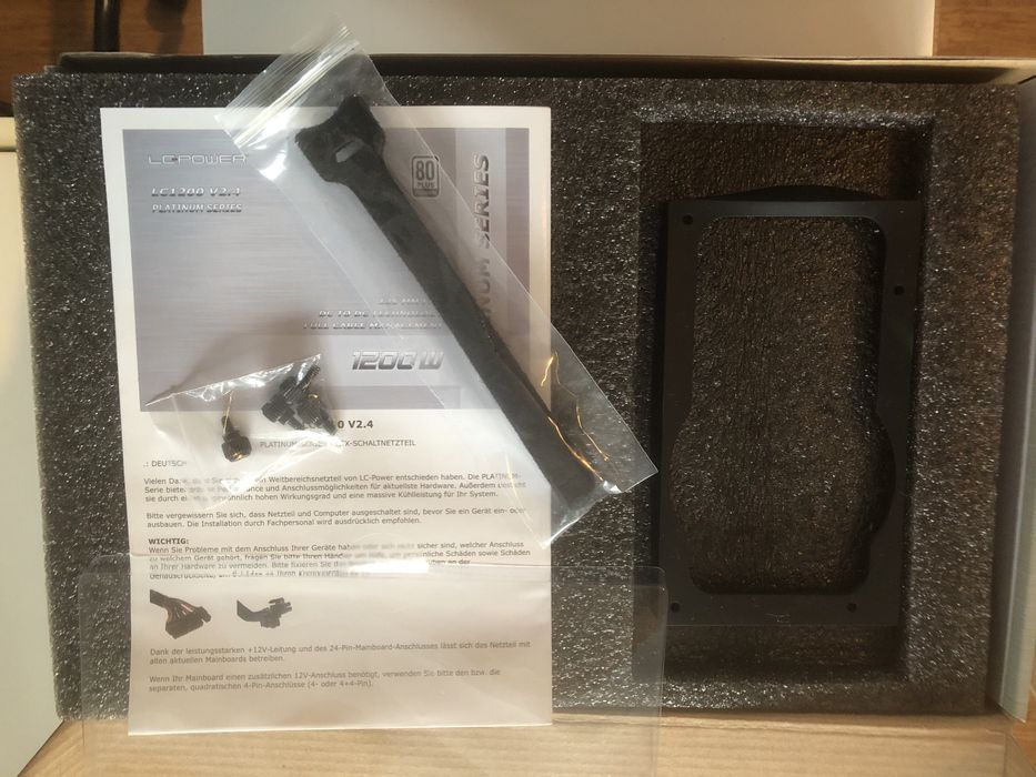 Zasilacz LC Power LC1200 V2.4 Platinium