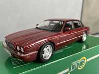 Jaguar XJ XJR X300 skala 1:18 CULT SCALE 1995 r.