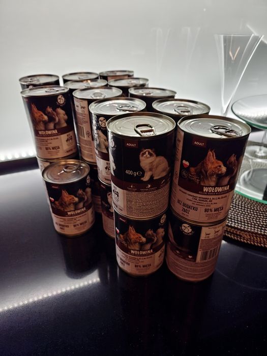 Karma dla kotów  dużo