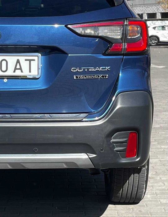 Субару Оутбек 2,4 бензин автомат 2021