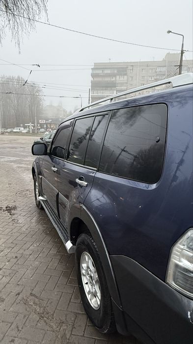 Mitsubishi Pajero Wagon 4