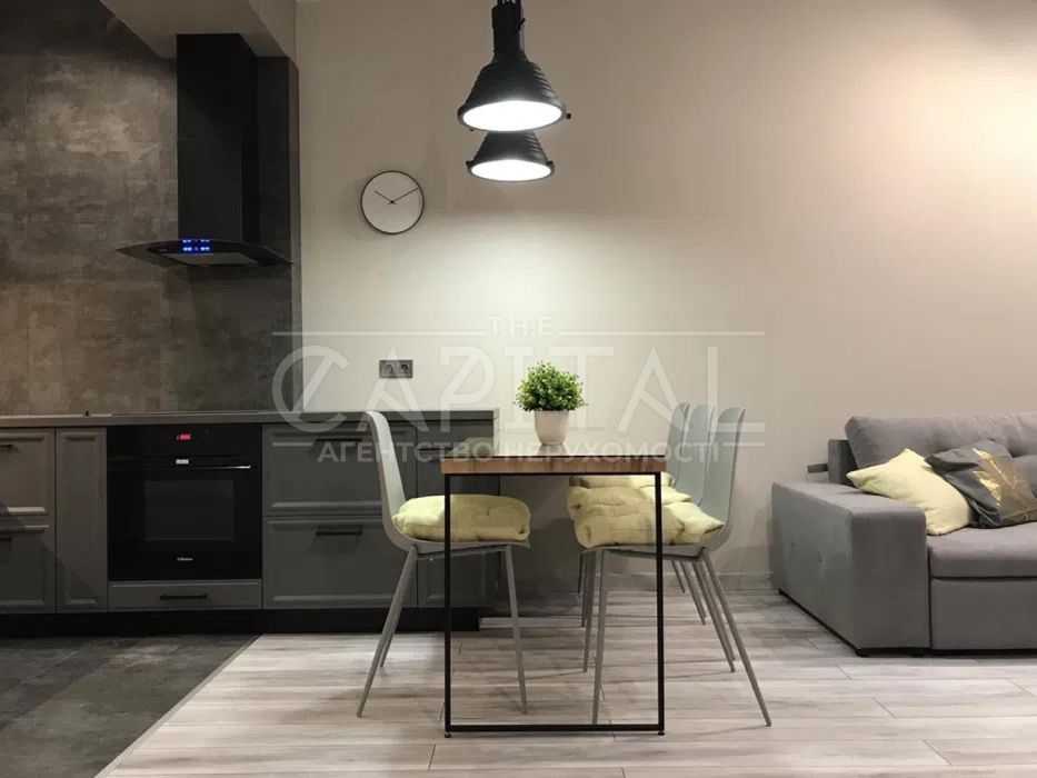 Оренда квартири в історичному центрі Києва / вулиця Січових Стрільців