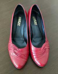 Eleganckie i przepiękne pantofle damskie r. 41, czerwone, kobiece