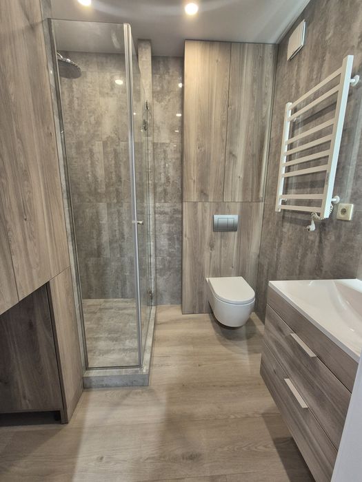 Продам квартиру з дизайнерських ремонтом