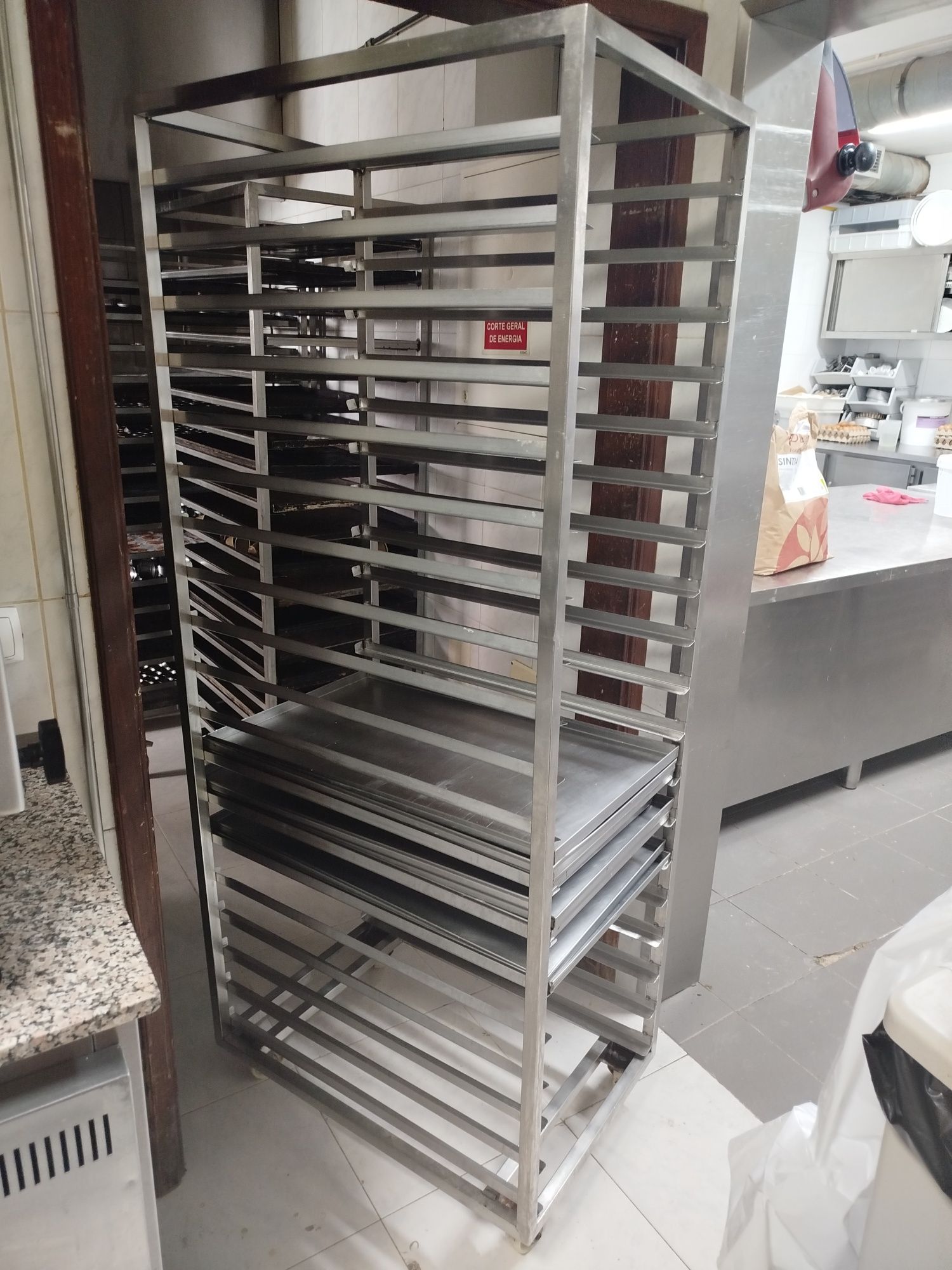 Carrinhos pastelaria usados