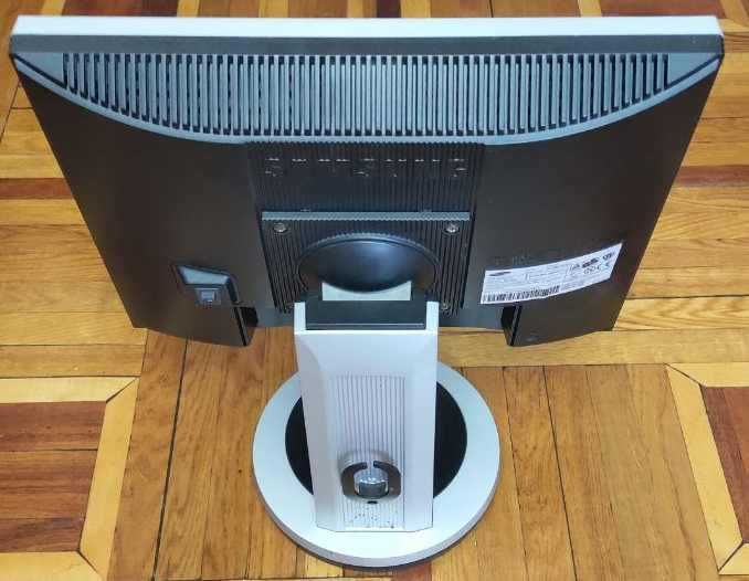 Продам монитор 17" SAMSUNG 710T