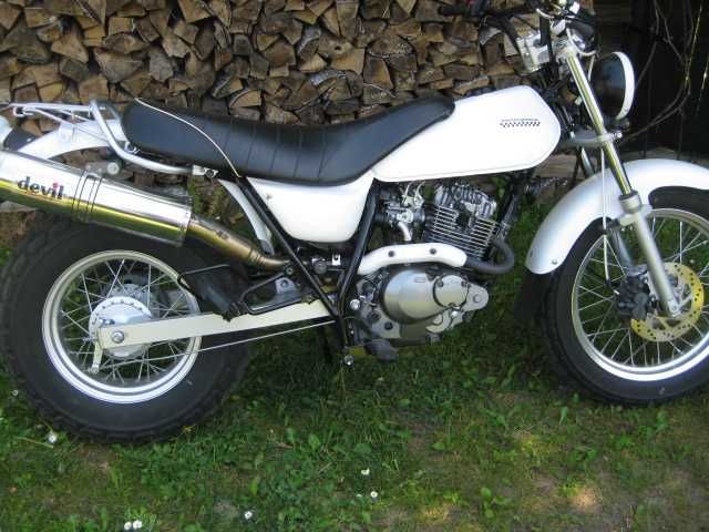 Suzuki RV 125 VAN VAN