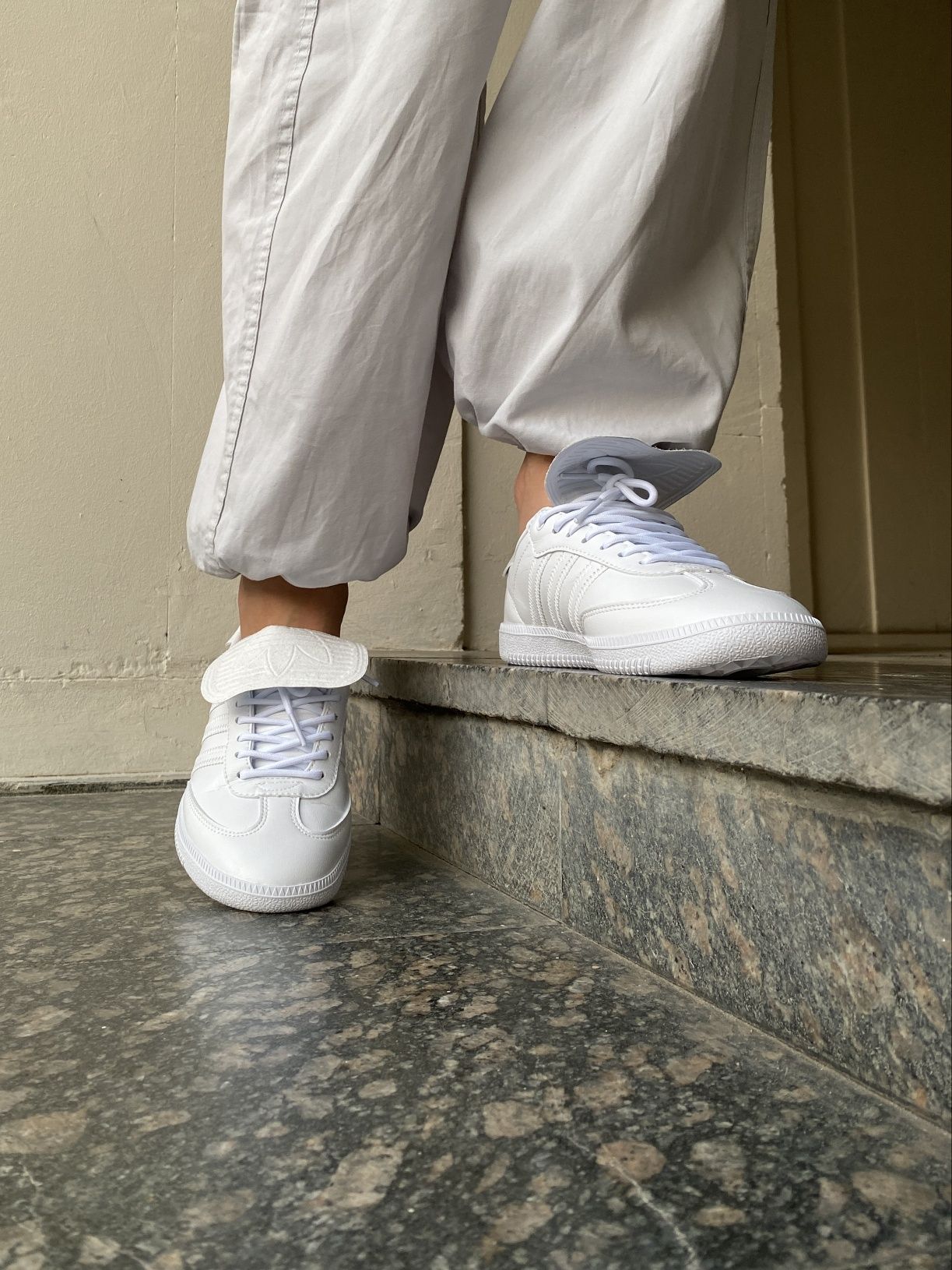 Жіночі кросівки Adidas Samba Pure White