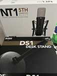 RODE NT1 5th generation + DS1 desk stand (gwarancja)