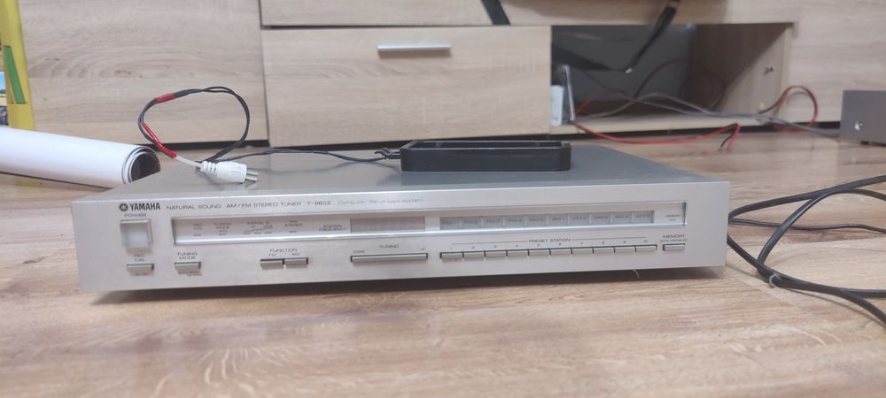 Radio yamaha T-906 II