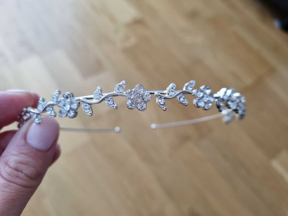 Ozdoba ślubna na wlosy